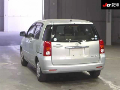 TOYOTA RAUM