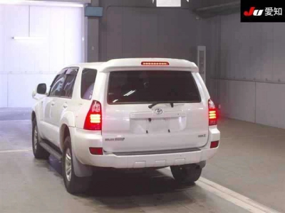 TOYOTA HILUX SURF