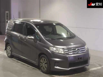 HONDA FREED SPIKE
