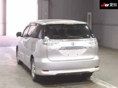 TOYOTA ESTIMA HYBRID