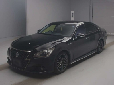 TOYOTA CROWN HYBRID