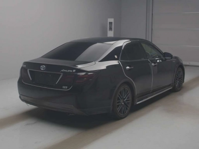 TOYOTA CROWN HYBRID