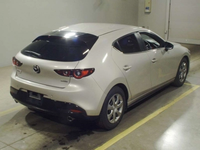 MAZDA MAZDA3 FASTBACK
