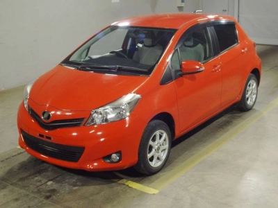 TOYOTA VITZ