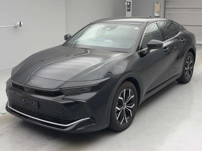 TOYOTA CROWN CROSSOVER