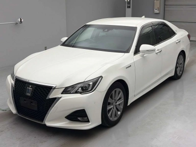 TOYOTA CROWN HYBRID