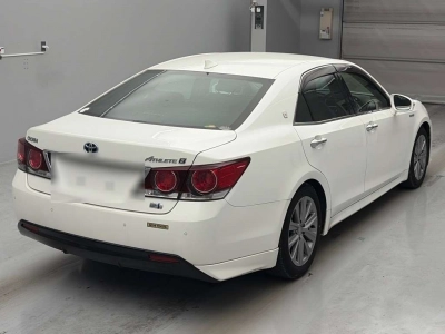 TOYOTA CROWN HYBRID