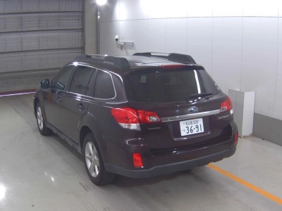 SUBARU OUTBACK