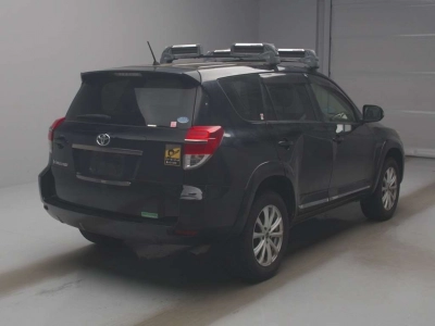 TOYOTA VANGUARD