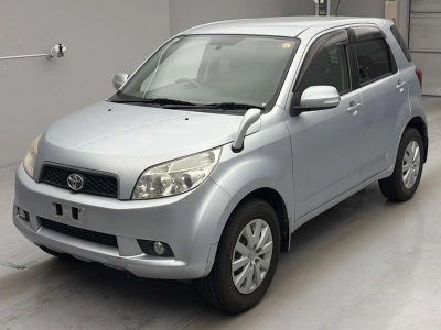 TOYOTA RUSH