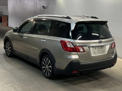 SUBARU EXIGA CROSSOVER 7