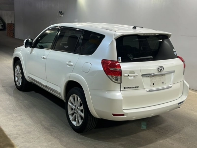 TOYOTA VANGUARD