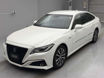 TOYOTA CROWN HYBRID