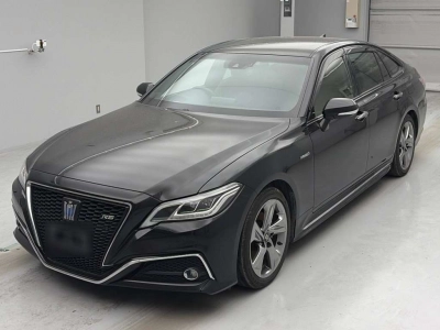 TOYOTA CROWN HYBRID