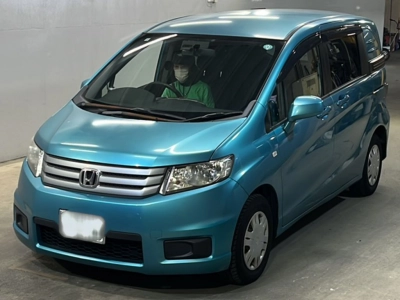 HONDA FREED SPIKE