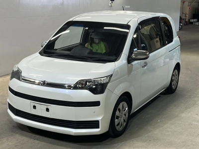 TOYOTA SPADE