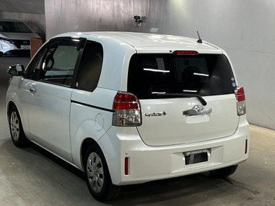 TOYOTA SPADE