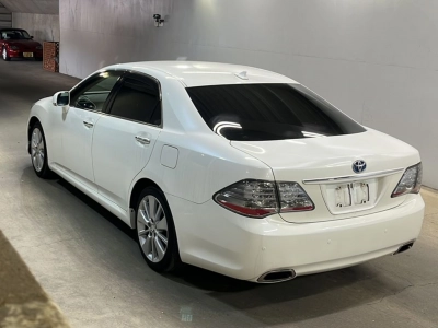 TOYOTA CROWN HYBRID