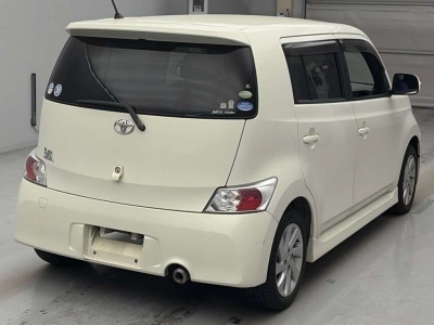 TOYOTA BB