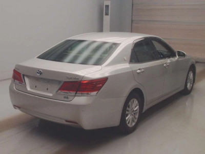 TOYOTA CROWN HYBRID