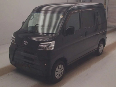TOYOTA PIXIS VAN