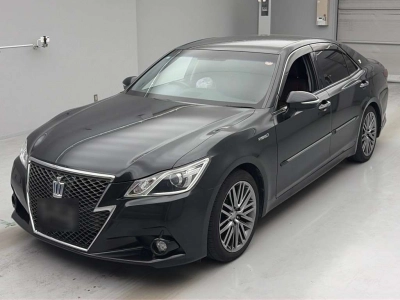 TOYOTA CROWN HYBRID