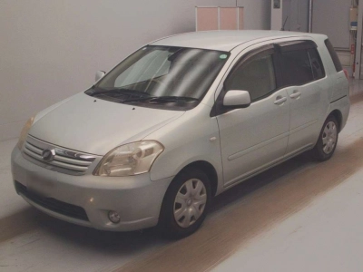 TOYOTA RAUM