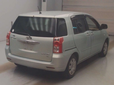 TOYOTA RAUM