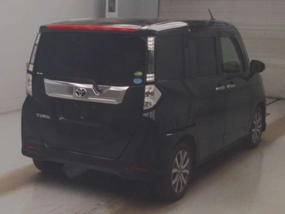 TOYOTA TANK