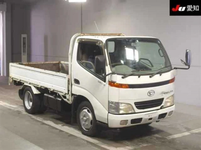 DAIHATSU DELTA TRUCK