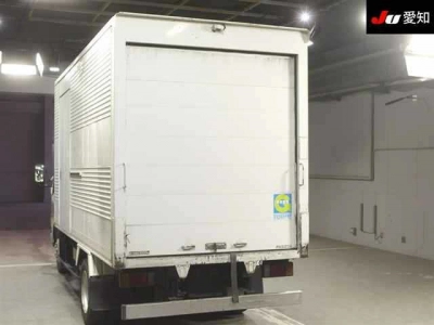 TOYOTA DYNA TRUCK