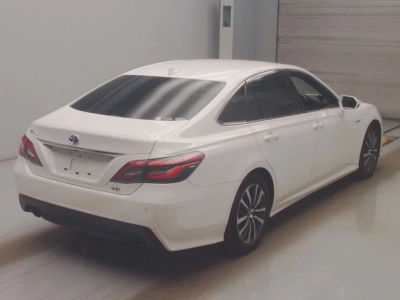 TOYOTA CROWN HYBRID