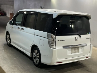 HONDA STEPWGN SPADA