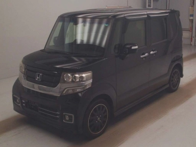 HONDA N BOX CUSTOM