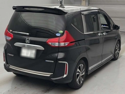 HONDA FREED HYBRID