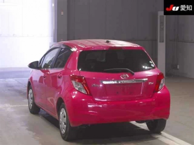 TOYOTA VITZ
