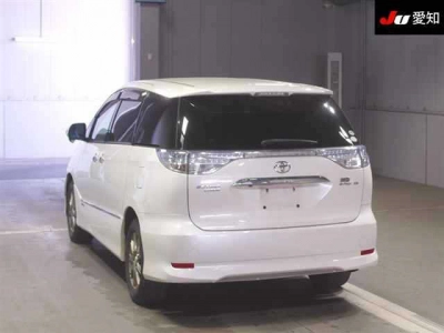 TOYOTA ESTIMA HYBRID