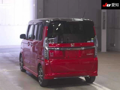 HONDA N BOX CUSTOM