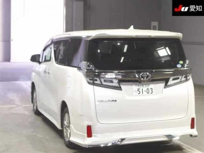 TOYOTA VELLFIRE