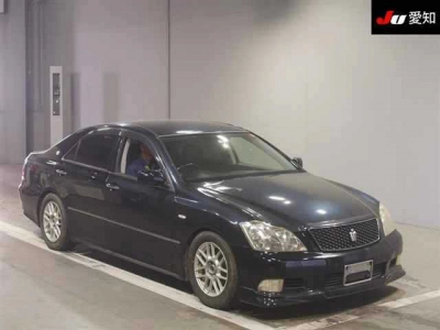 TOYOTA CROWN ATHLETE