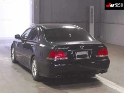 TOYOTA CROWN ATHLETE
