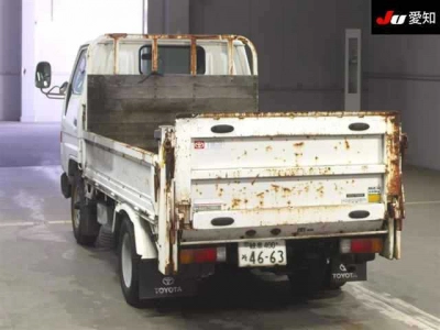 TOYOTA DYNA TRUCK