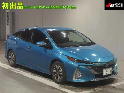 TOYOTA PRIUS PHV