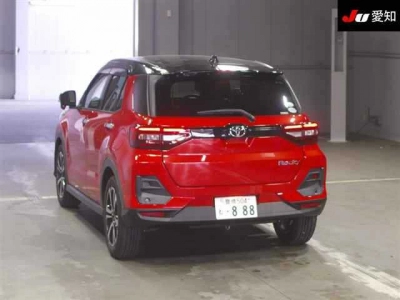 DAIHATSU ROCKY