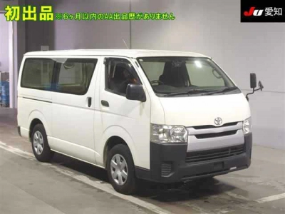 TOYOTA REGIUS VAN