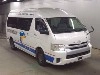 TOYOTA HIACE COMMUTER