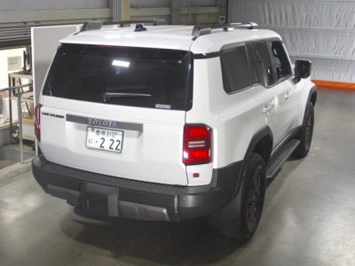 TOYOTA LAND CRUISER 250