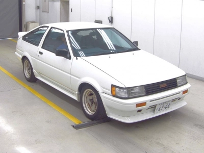 TOYOTA COROLLA LEVIN