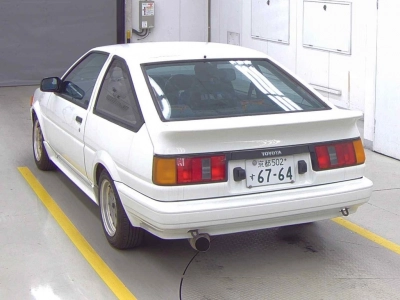 TOYOTA COROLLA LEVIN