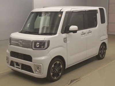 TOYOTA PIXIS MEGA